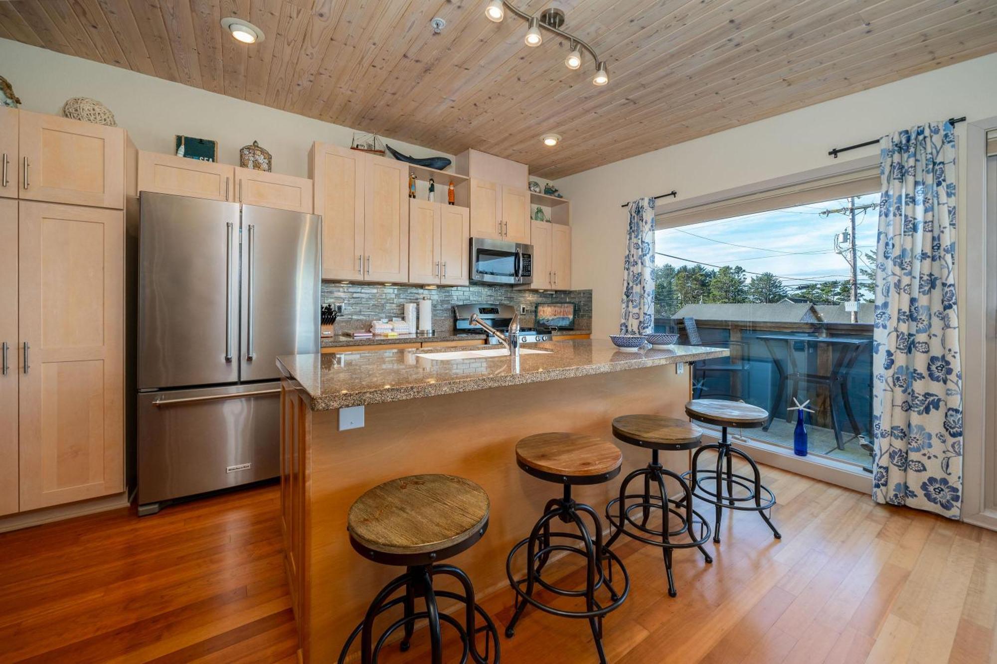 Tranquility Cove Villa Depoe Bay Exterior photo